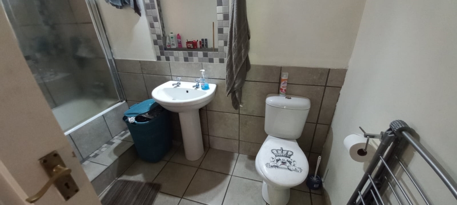 1 Bedroom Property for Sale in Bethlehem Free State